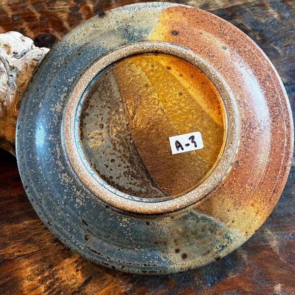 Rustic Vintage Studio Pottery Plate 8.5 - Picture 2 of 7